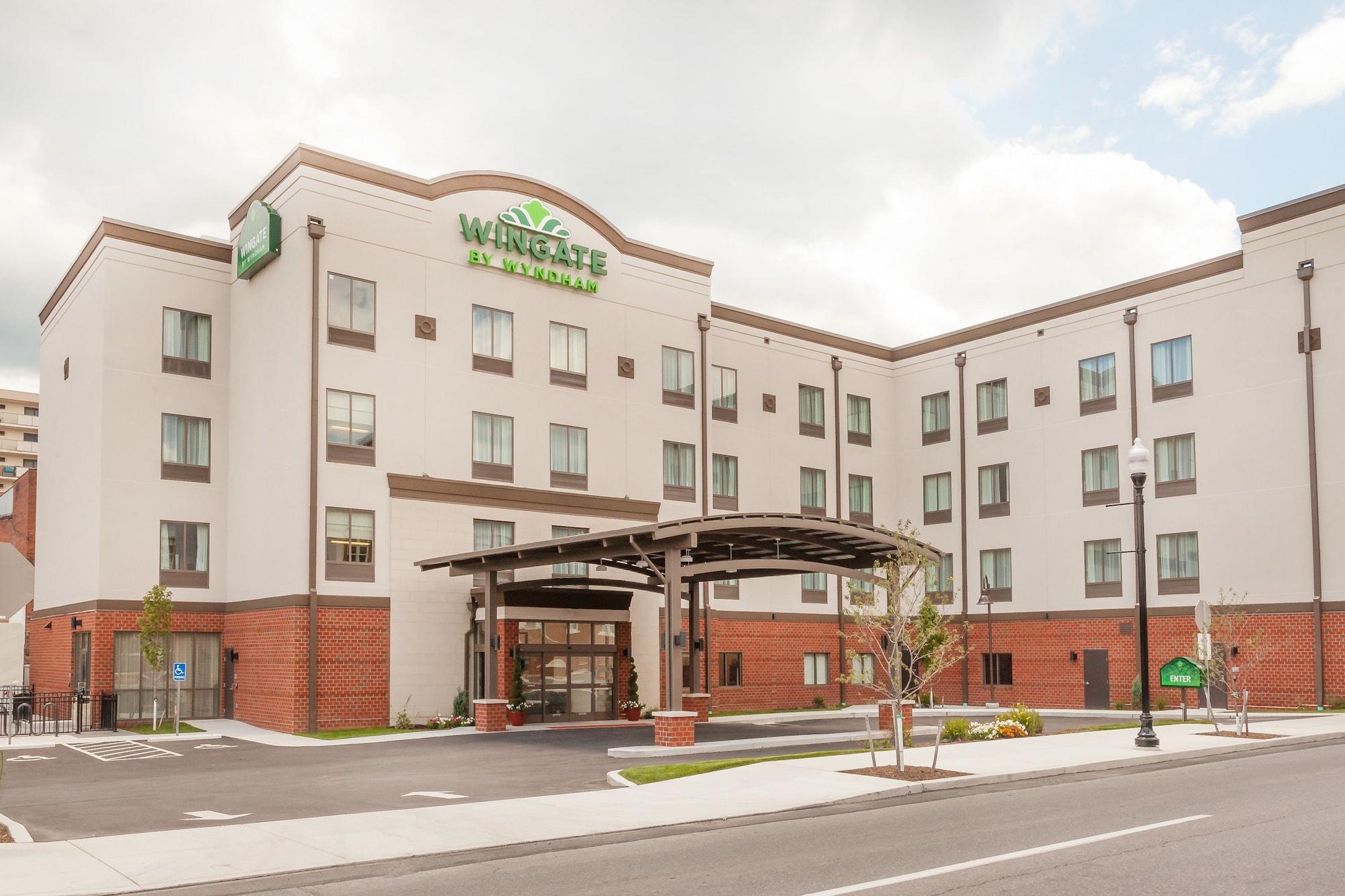 Готель Wingate By Wyndham Altoona Downtown/Medical Center Екстер'єр фото